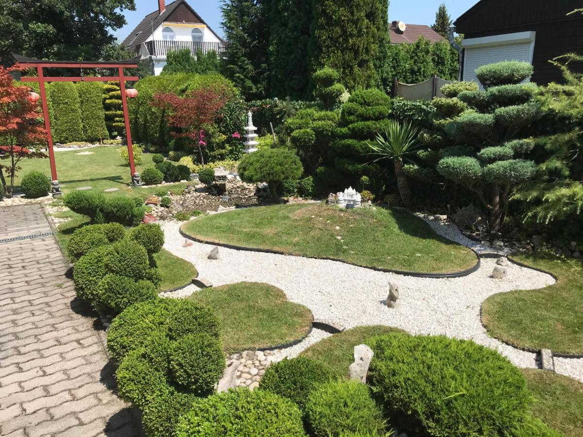 Nyaralo Japankerttel - Apartment With Japanese Garden Balatonmáriafürdő Eksteriør billede